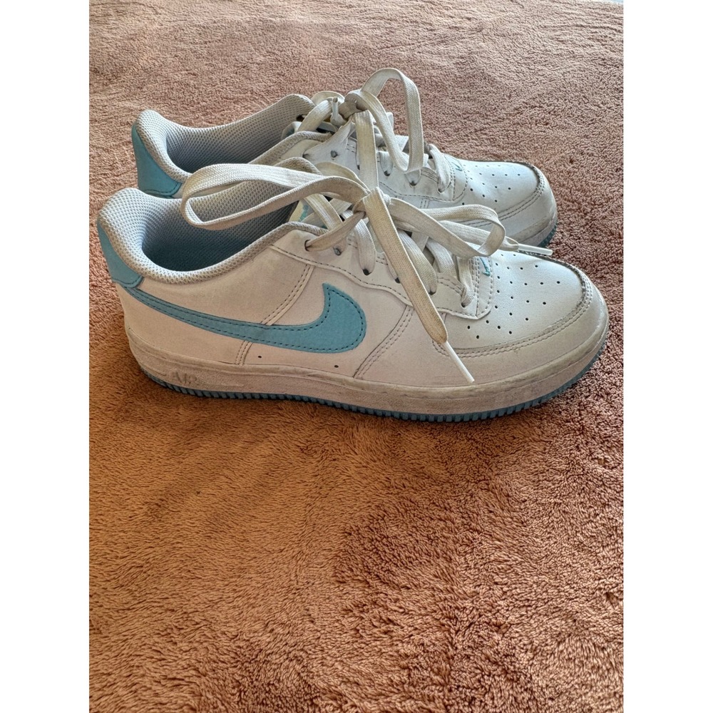 Nike Air Force 1 Low GS White Light Blue Sneakers Shoes 4.5Y Kids